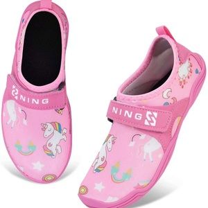Girls Water Shoes